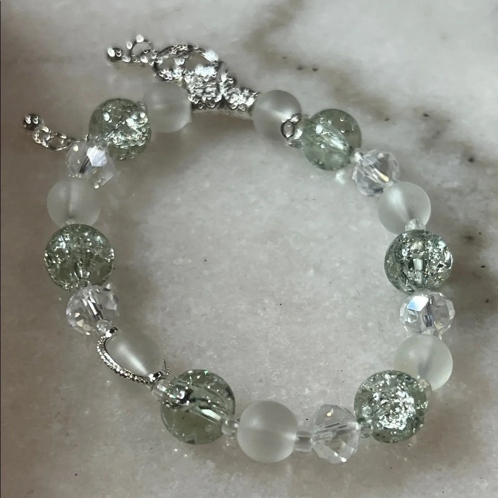 Elegant Silver and Green Beaded Bracelet